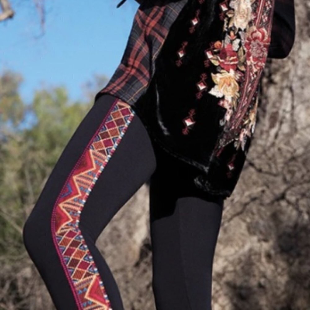 Johnny Was‎ Marjan Embroidered Print Leggings in Black sz XS